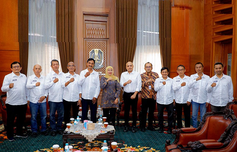 Gubernur Jatim Bersama JMSI Jatim Bahas Penguatan Media Berkualitas