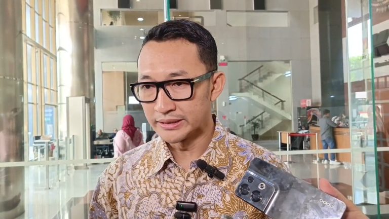 KPK Sita Bukti Korupsi Pemotongan Insentif dan Retribusi Daerah dari Dua Kantor Pemkab Bogor